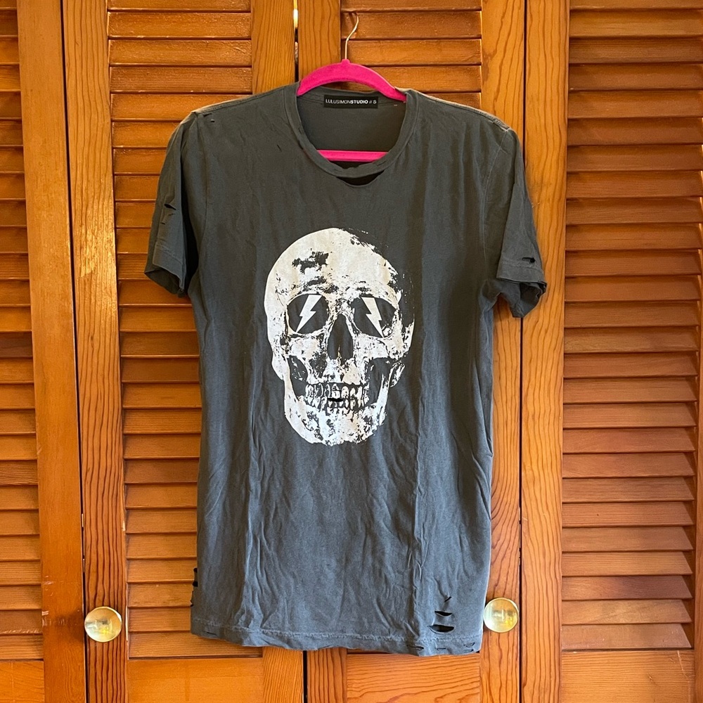Distressed Skull Tee